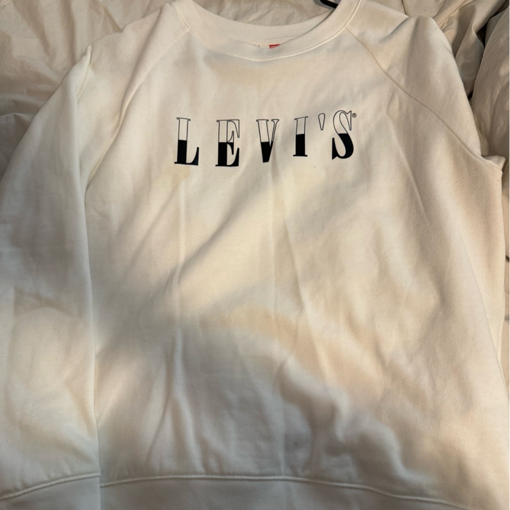 Levi's Classic White Pullover - image 1